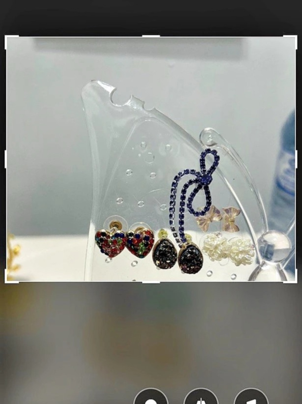 Heart & Teardrop Earrings Gold & Black Like New